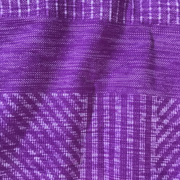 Fuschia Lululemon hooded pullover - Picture 6 of 6